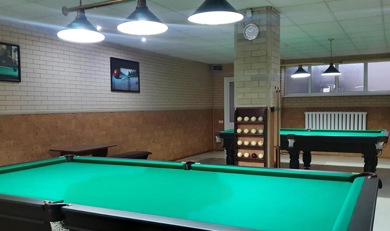 Hotel Konus Falesti Buitenkant foto