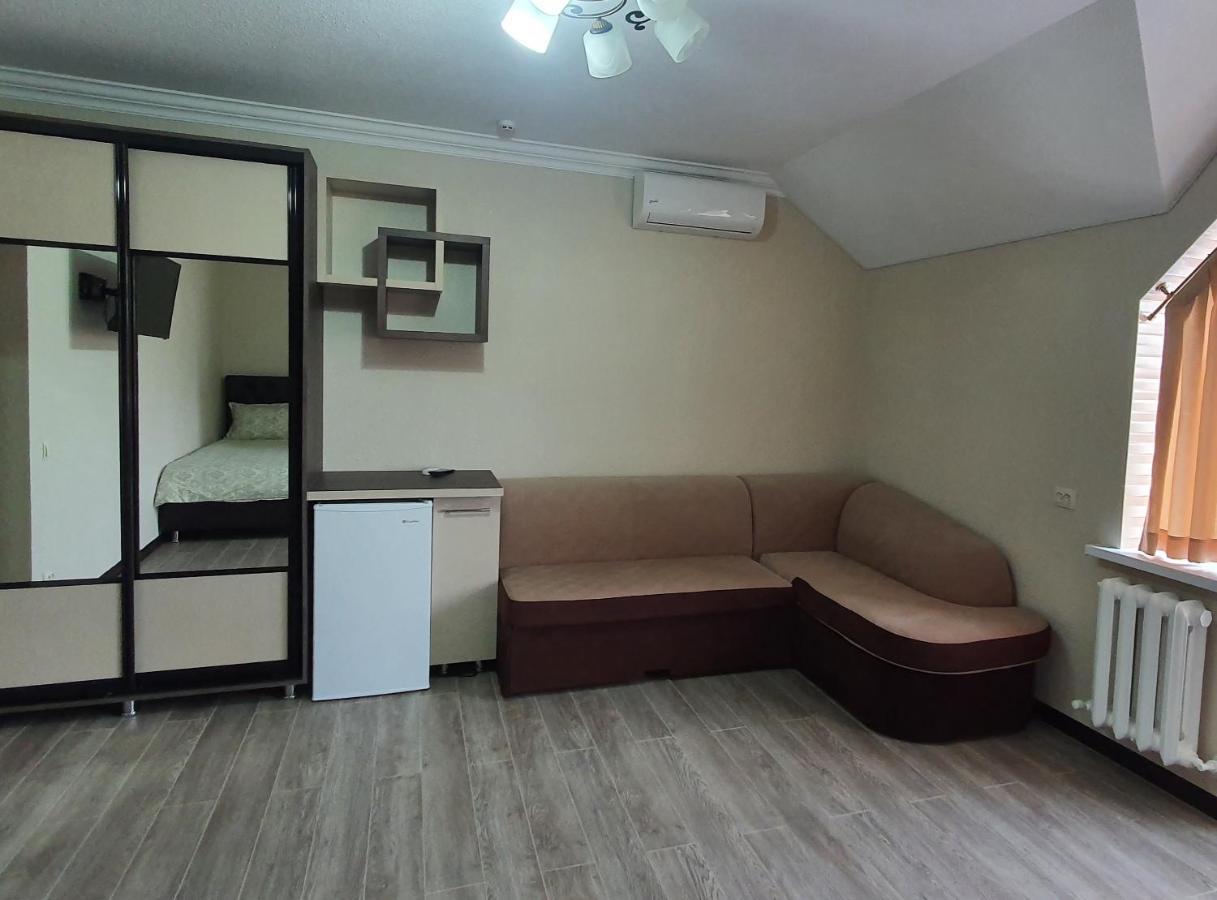 Hotel Konus Falesti Buitenkant foto