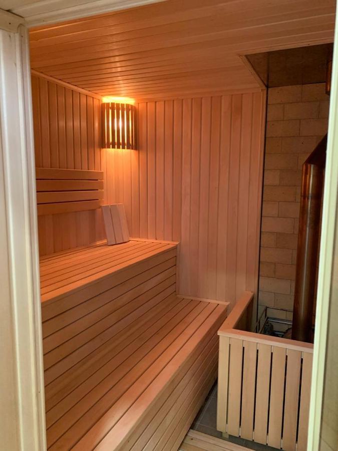 Hotel Konus Falesti Buitenkant foto
